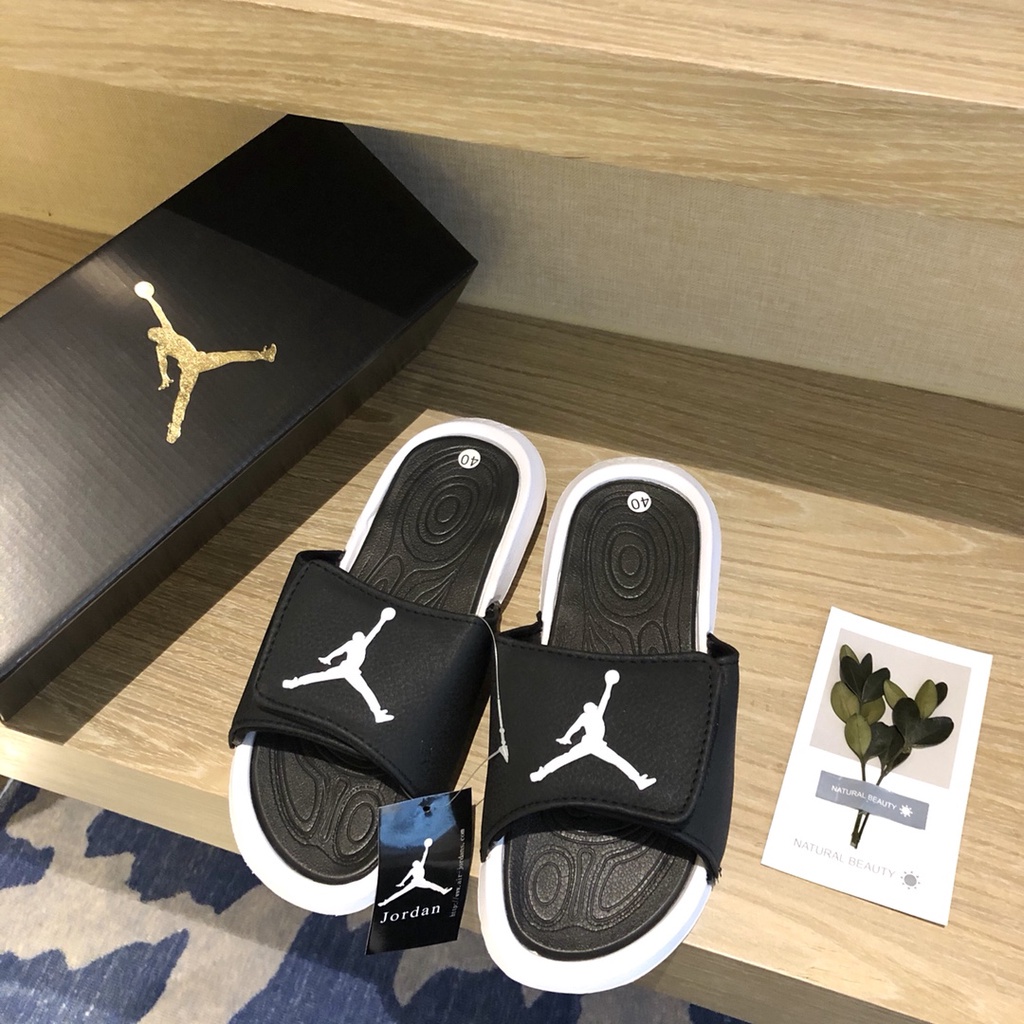 Sandalias best sale jordan blancas