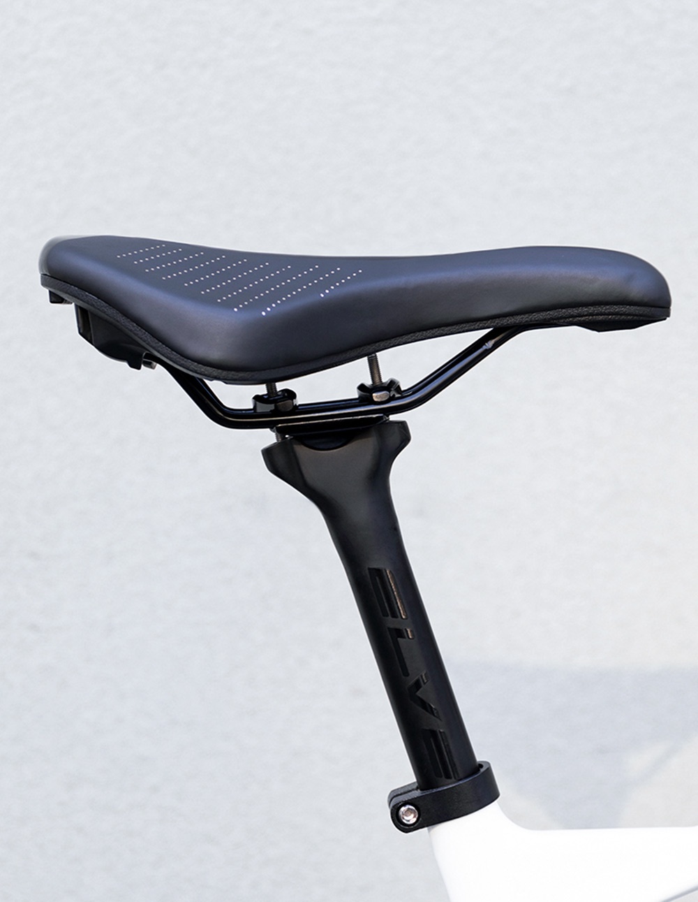  Sillín de bicicleta de carretera ergonómico con diseño hueco  transpirable para bicicleta de larga distancia, color gris : Deportes y  Actividades al Aire Libre