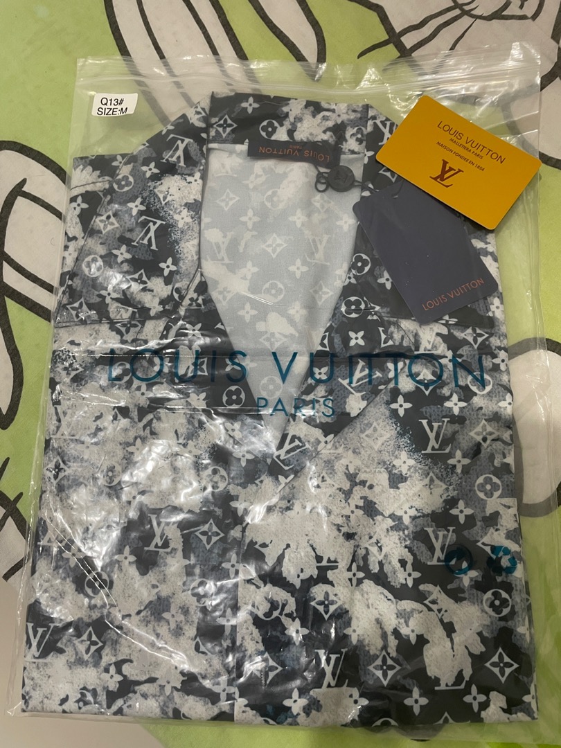 Q13 # Camiseta De Verano Louis Vuitton Con Estampado Digital Gráfico Para Hombre  Camisa De Manga Corta LV Moda Hombres Tops Playa