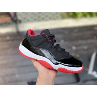 Jordan 11 retro discount negro con rojo