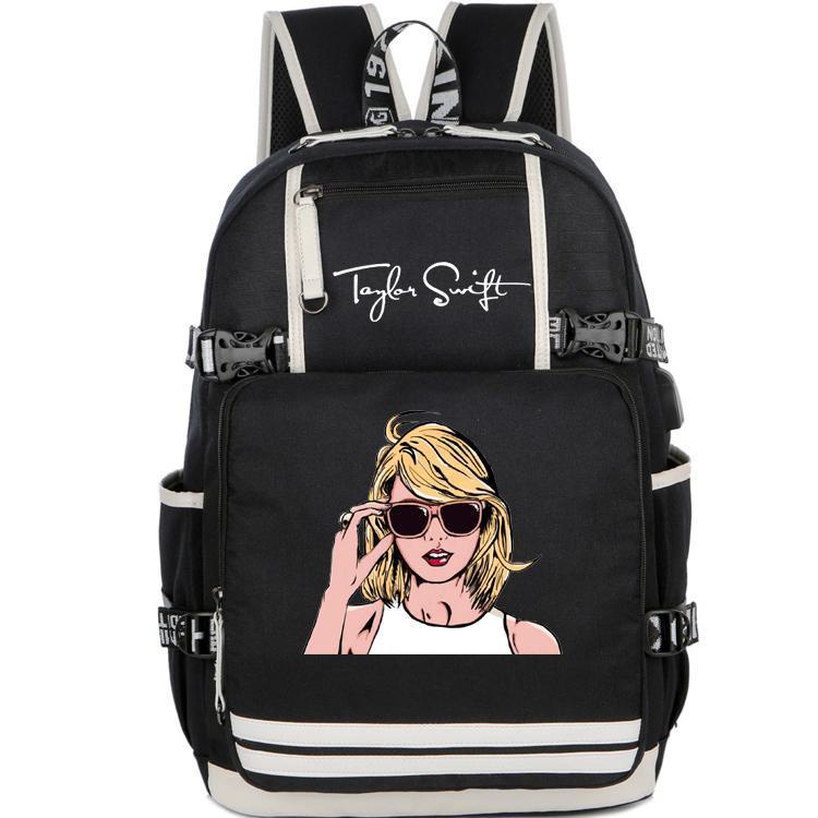 $33.000.- Mochila escolar diseño cúmplelo Taylor swift 2024