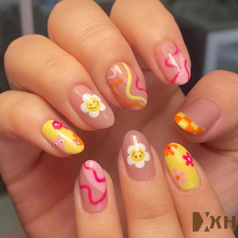 Conjunto De Salón De Uñas Postizas Lindas Redondas Cortas Con Flores De  Sonrisa Para La Vida Diaria Uso Diario | Shopee México