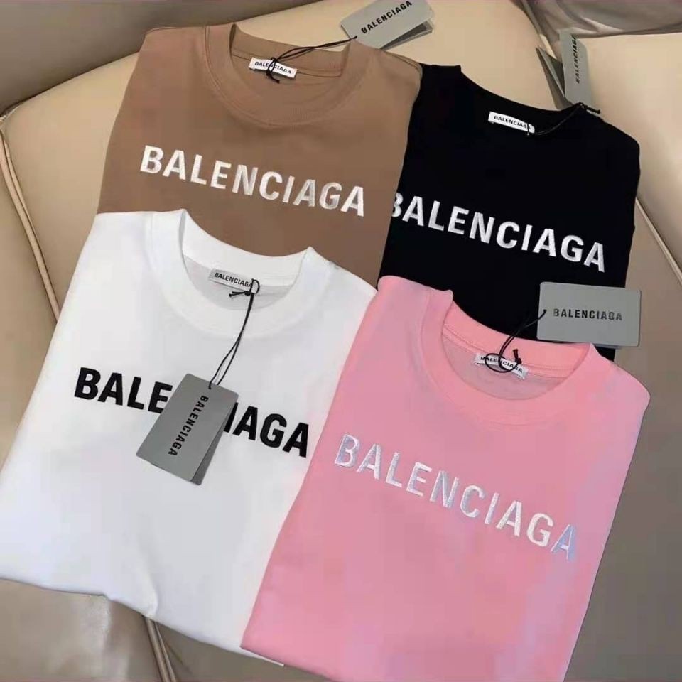 Balenciaga blusas 2025