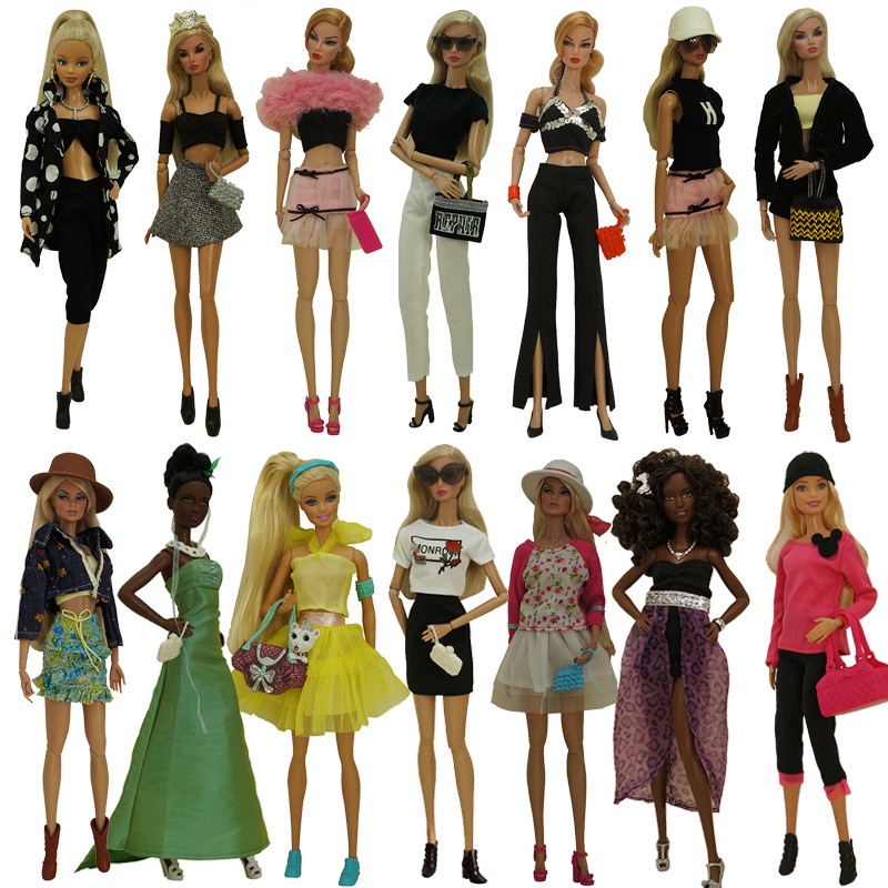 Comprar online disfraz de Barbie Cuadros para mujer