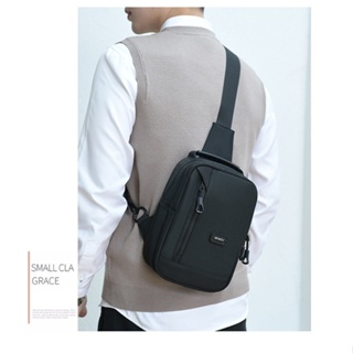 Comprar Bolso de pecho de marca japonesa de moda para hombre, bolso de  hombro deportivo versátil para hombre, bolso pequeño para hombre, bolso  cruzado informal para estudiante versión coreana