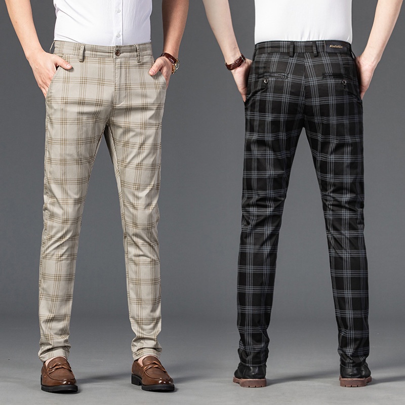 Pantalon tela escocesa hombre sale
