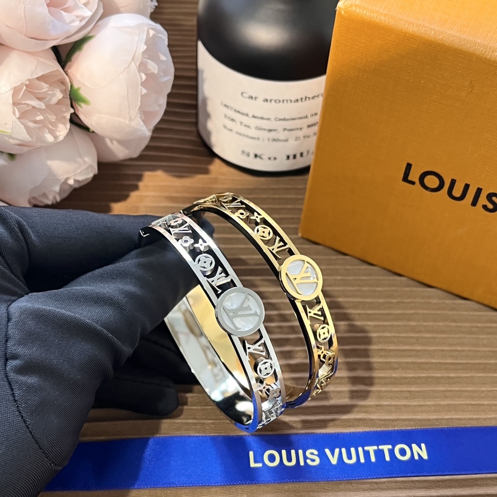 Casual Louis Vuitton Pulsera Delicada Brazalete Hueco LV Monogram