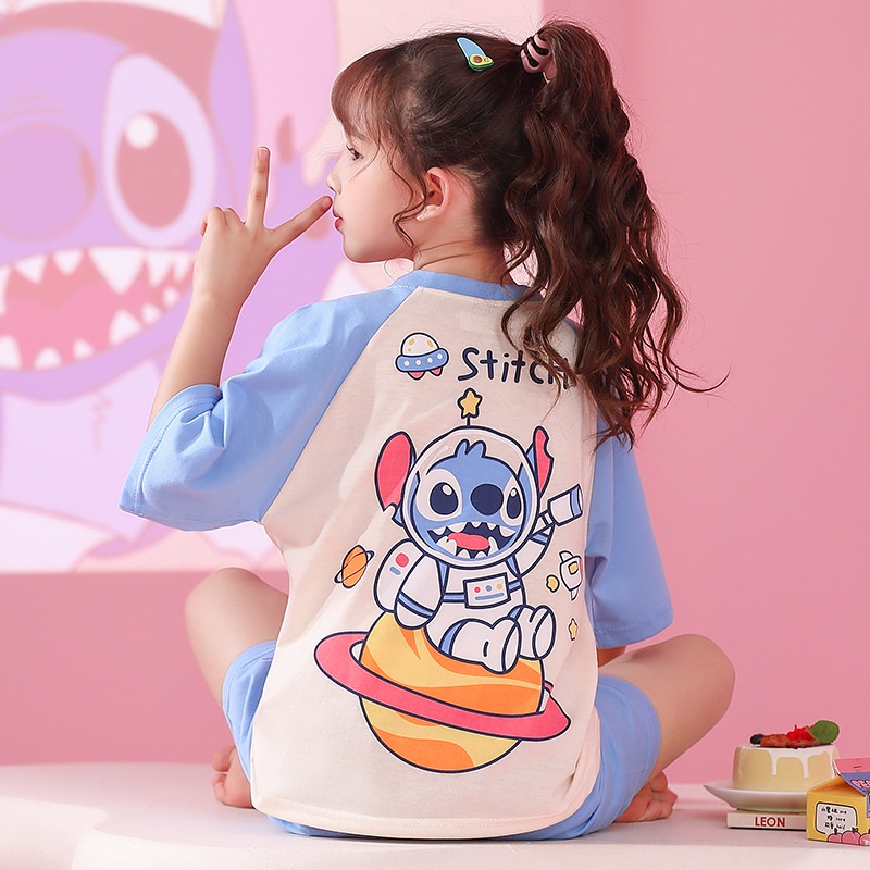 Conjunto pijama Lilo & Stitch para niño