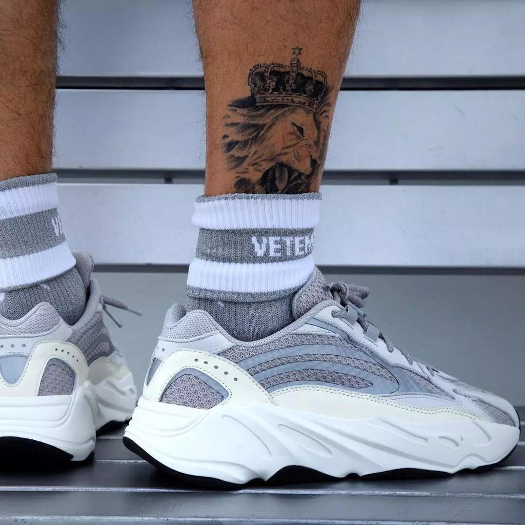 Nuevos yeezy online 700