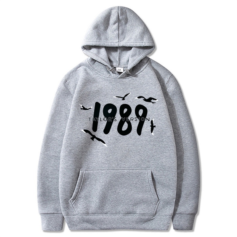 thumbnail image 1 of 2023 Nuevo Taylor Swift 1989 The Eras Tour Concert Merch Hombres/Mujeres Sudadera Con Capucha Diseño Ayuda Ropa Misma Unisex Streetwear Chamarra Top, 1 of 5
