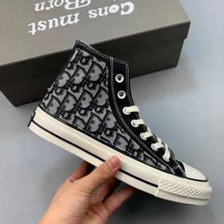 Christian shop dior chucks