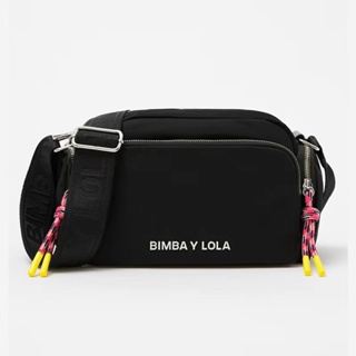 Cartera bandolera Bimba y Lola Olympia Collection Bolso bandolera M nylon  diseño liso de nailon negra con correa de hombro negra y blanca