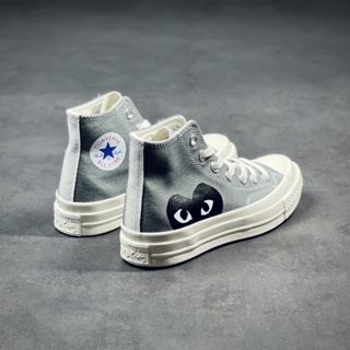 Converse grises 2024 hombre o mujer