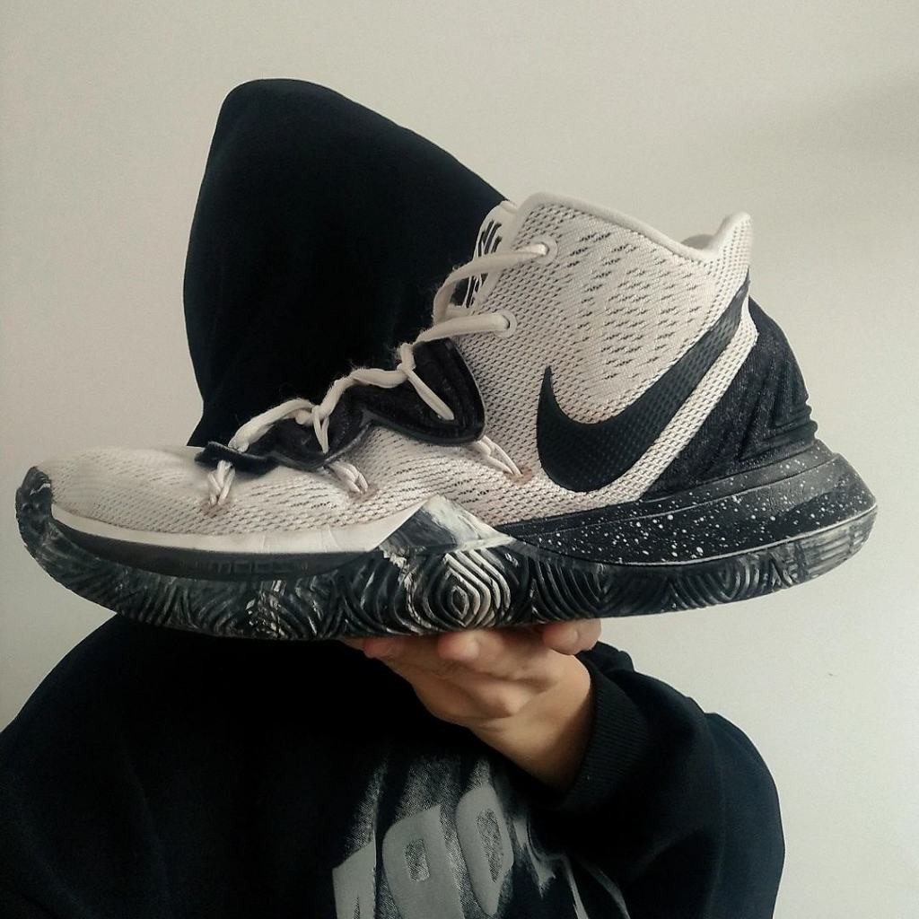 Nike Kyrie 5 Oreo Absorcion De Choque Resistente Al Desgaste Antideslizante Ligero De Los Hombres De Tenis De Amortiguacion T