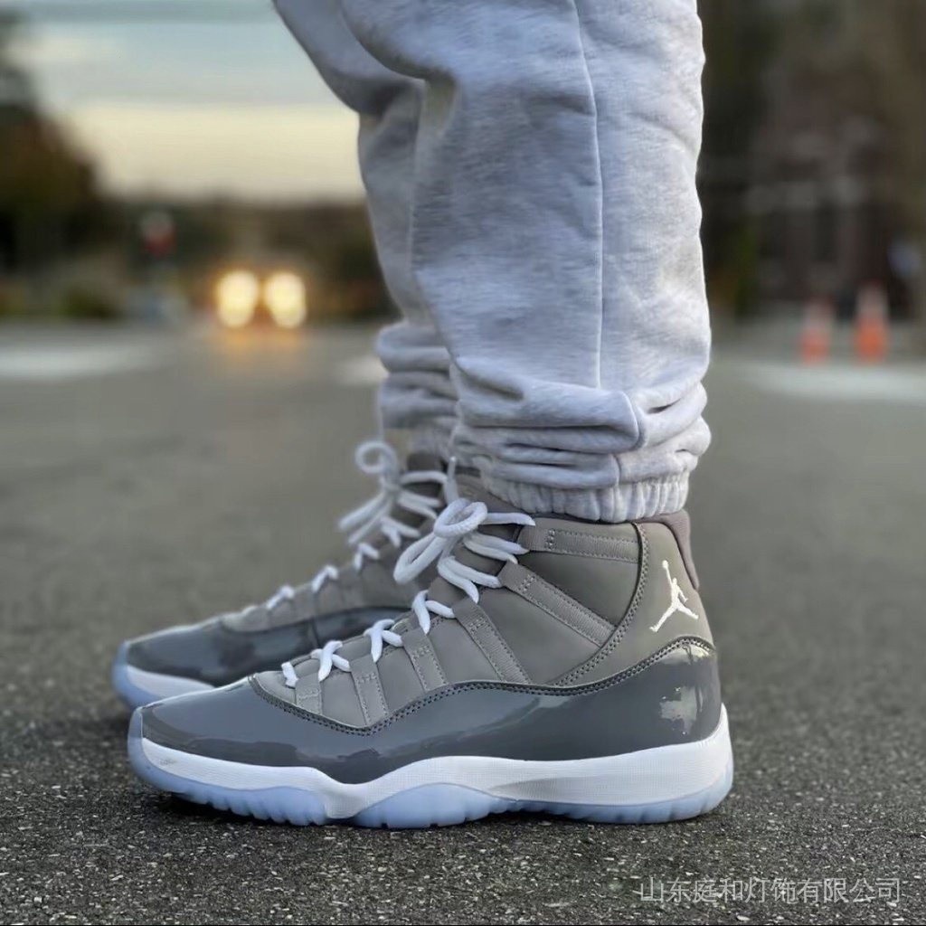 Jordan 11 gris hotsell